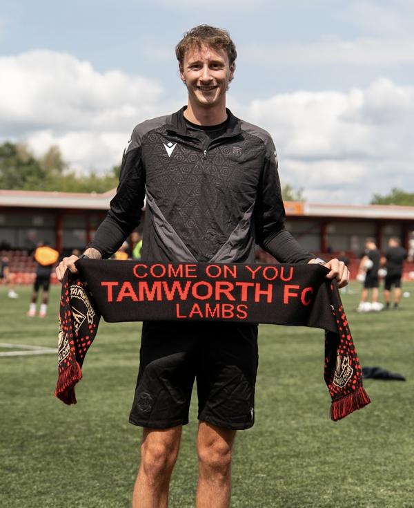 UW Ethan Parker Tamworth
