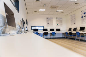 sports-facilities-computer-suite-gallery
