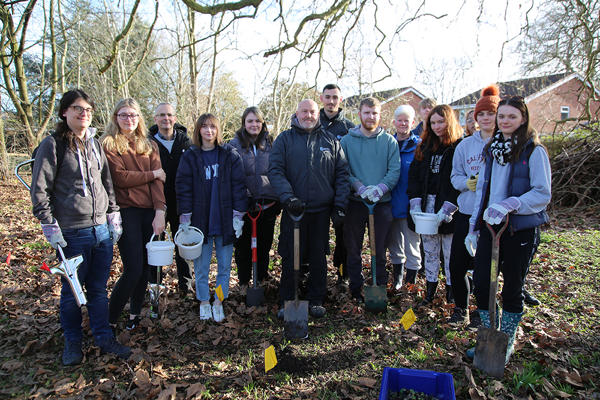 Bulb planting on campus 2023 1