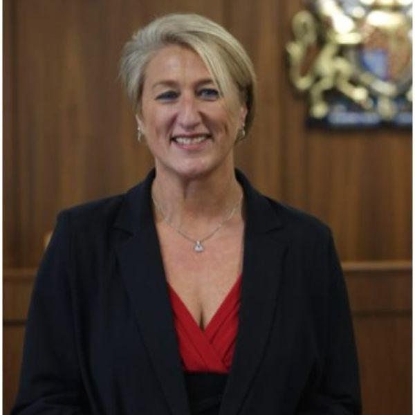 Angi Hart - Staff profile