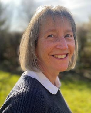 Alison lewis photo