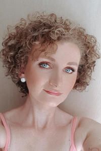 Elise Ward