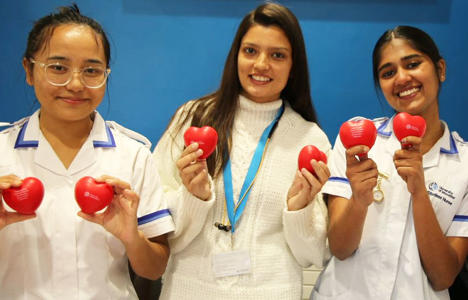 smiling student nurses